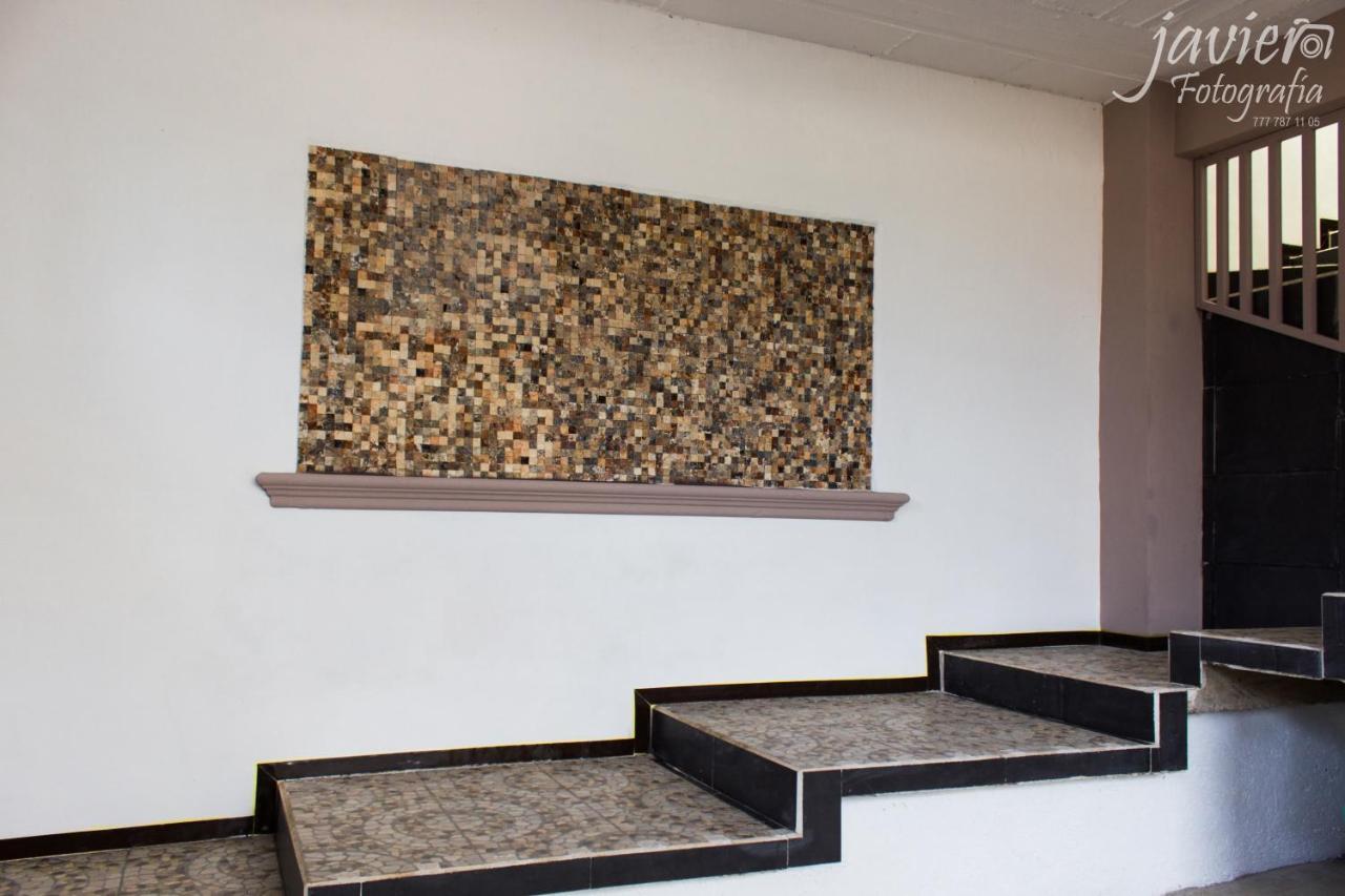 Lofts En Cuernavaca Con Alberca Climatizadaアパートホテル エクステリア 写真