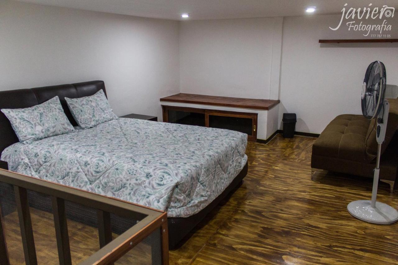 Lofts En Cuernavaca Con Alberca Climatizadaアパートホテル エクステリア 写真